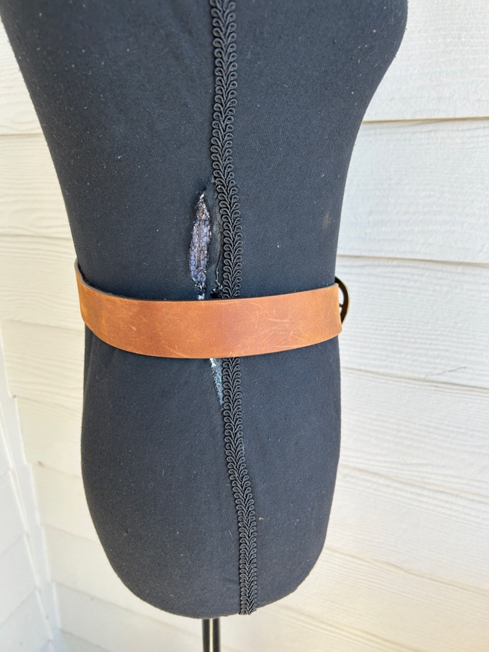 JUSTIN brown top grain leather belt. Size 39. Beautiful marble laid buckle. - Picture 5 of 12